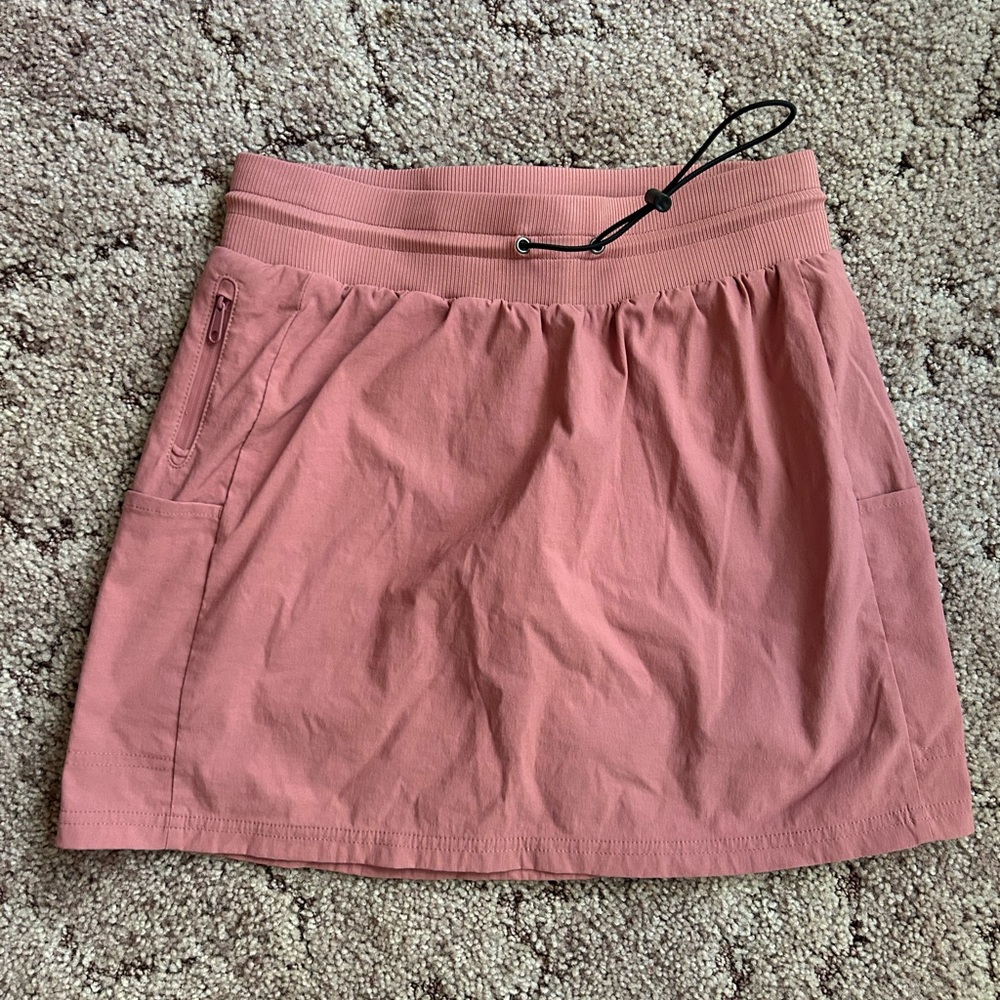 Telluride Clothing Company-{Size S}-Dusty Rose Skort with Pockets